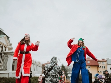 Wizyta Św. Mikołaja na Rynku w Rzeszowie, grudzień 2019 - 1